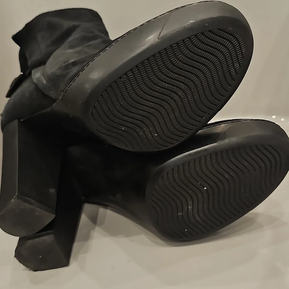 HOGAN black suede genuine leather booties Sz 39